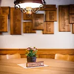 Hotel Weisses Kreuz