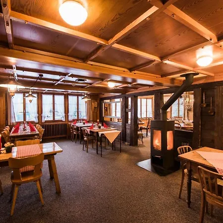 Hotel Weisses Kreuz 3*