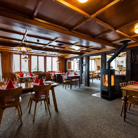 Hotel Weisses Kreuz Hotel 3*