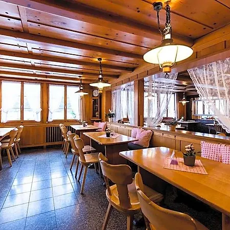 Otel Weisses Kreuz