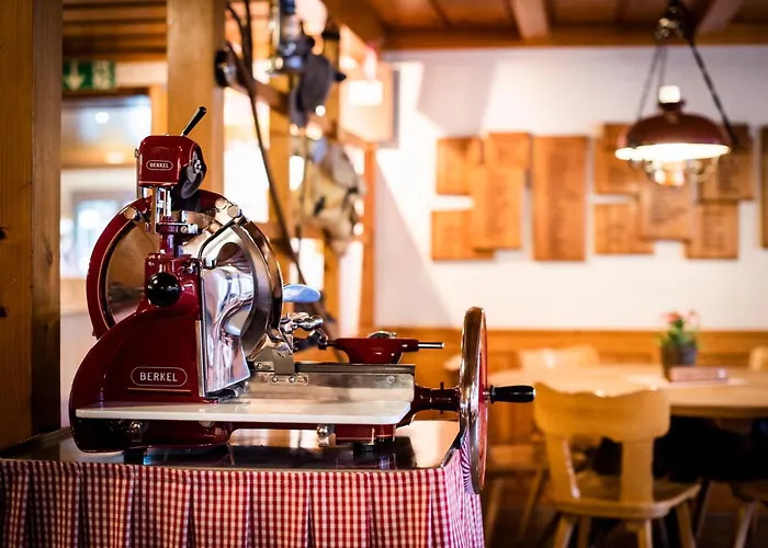 Hotel Weisses Kreuz 3*