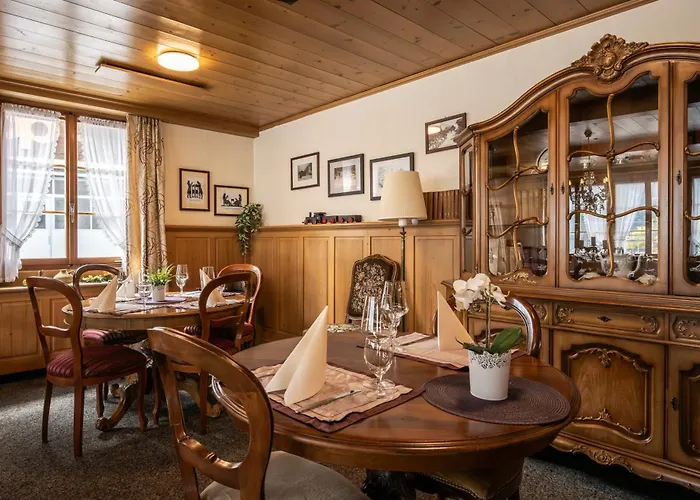 Hotel Weisses Kreuz 3*