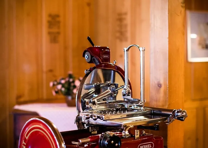 Hotel Weisses Kreuz 3*