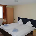 ヴァイセス クロイツ 3* ブリエンツ