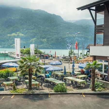 ホテル ヴァイセス クロイツ