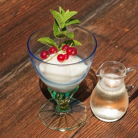 ヴァイセス クロイツ 3*